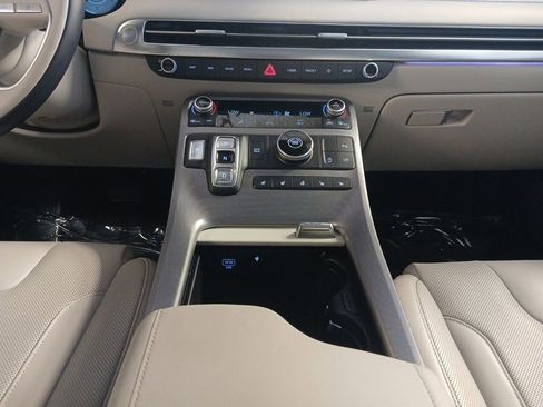 Used 2024 Hyundai Palisade Calligraphy FWD image 11