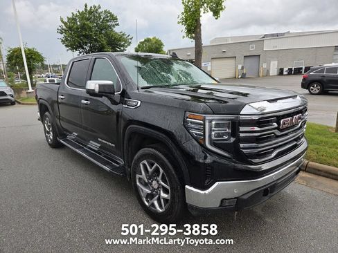 Used 2023 GMC Sierra 1500 SLT w/ SLT Premium Plus Package AWD/4WD image 9