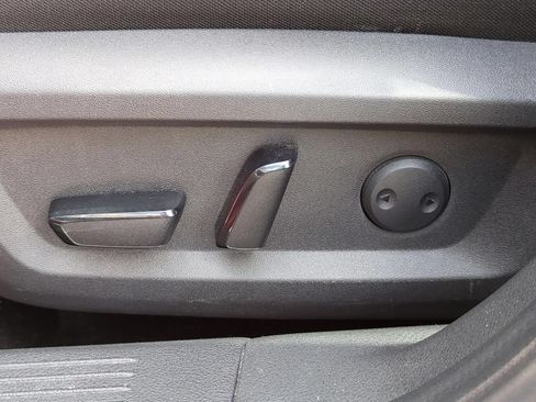 Used 2021 Nissan Rogue SV FWD image 10