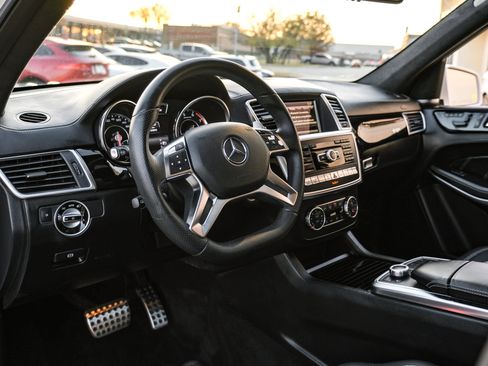 Used 2015 Mercedes-Benz GL 63 AMG 4MATIC w/ Accessory Chrome Package image 2