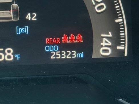 Used 2025 Toyota RAV4 LE image 39