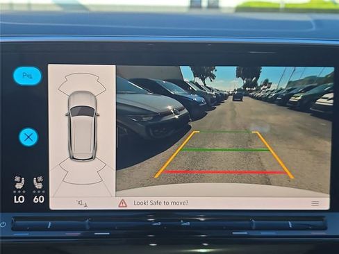 New 2026 Volkswagen Atlas SE FWD image 21