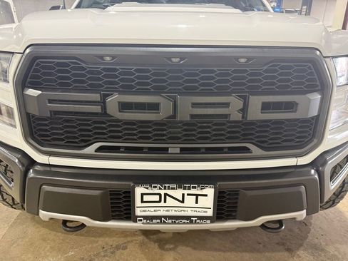 Used 2018 Ford F150 Raptor image 8