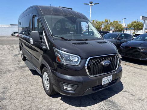 Used 2023 Ford Transit 350 XLT RWD image 6