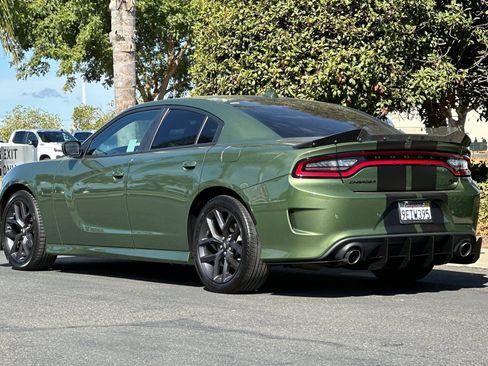 Used 2022 Dodge Charger R/T w/ Blacktop Package image 6