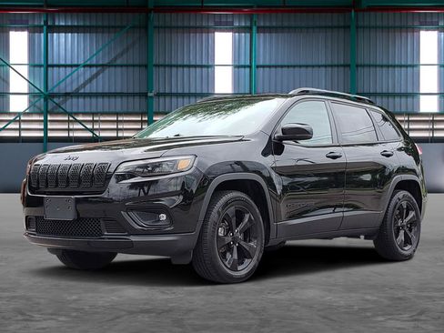 Used 2019 Jeep Cherokee Latitude Plus AWD/4WD image 1
