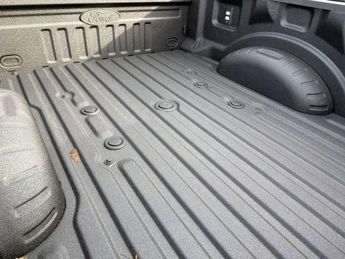 New 2026 Ford F350 Lariat w/ Black Appearance Package image 4