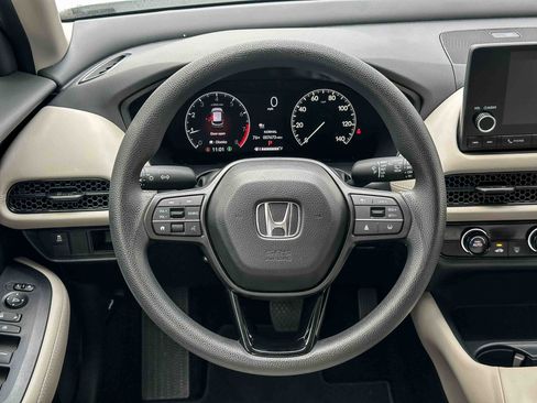 Used 2025 Honda HR-V LX image 21