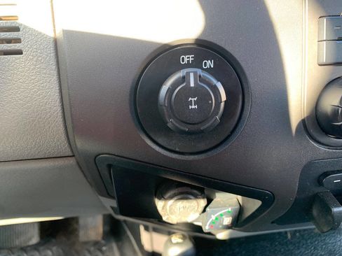 Used 2012 Ford F250 XL image 23