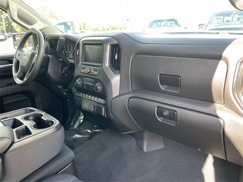 Used 2022 Chevrolet Silverado 1500 Custom image 35
