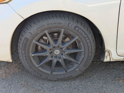 Used 2015 Honda Civic LX image 3