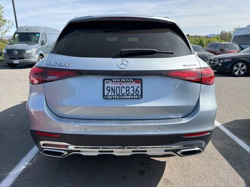 Used 2024 Mercedes-Benz GLC 300 4MATIC image 5