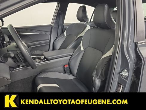 Used 2025 Toyota Camry SE FWD image 22