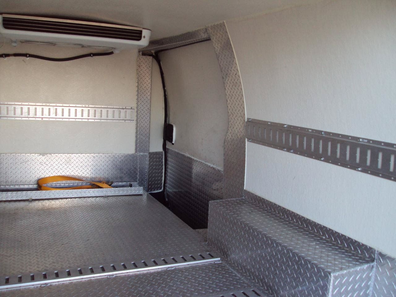 Used 2014 Chevrolet Express 1500 AWD image 12