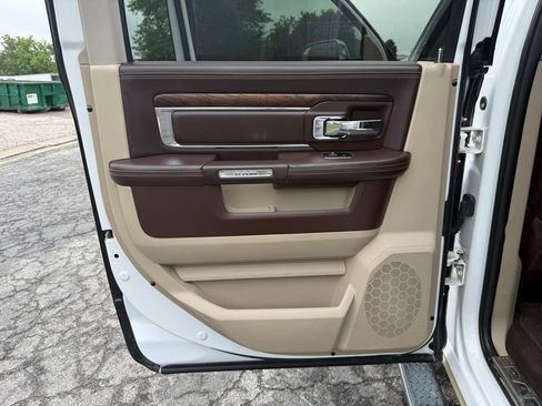 Used 2017 RAM 3500 Laramie Longhorn w/ Convenience Group AWD/4WD image 17