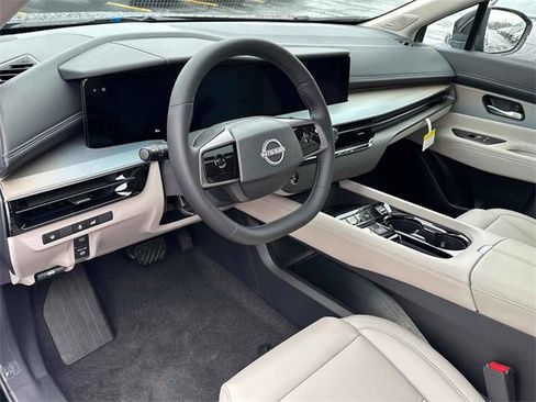 New 2025 Nissan Murano SL image 12