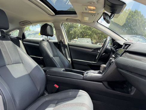 Used 2019 Honda Civic EX-L image 25
