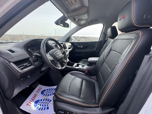 Used 2023 GMC Terrain AT4 image 11