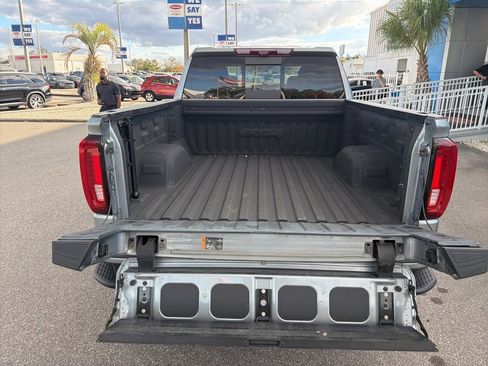 Certified 2023 GMC Sierra 1500 AT4 w/ Technology Package image 11