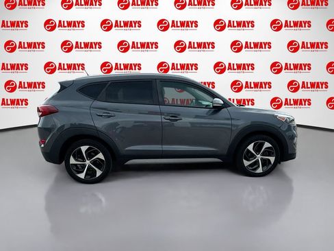 Used 2017 Hyundai Tucson Sport FWD image 4