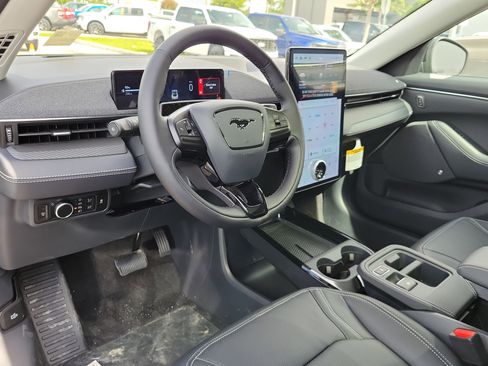 New 2026 Ford Mustang Mach-E Premium RWD image 9
