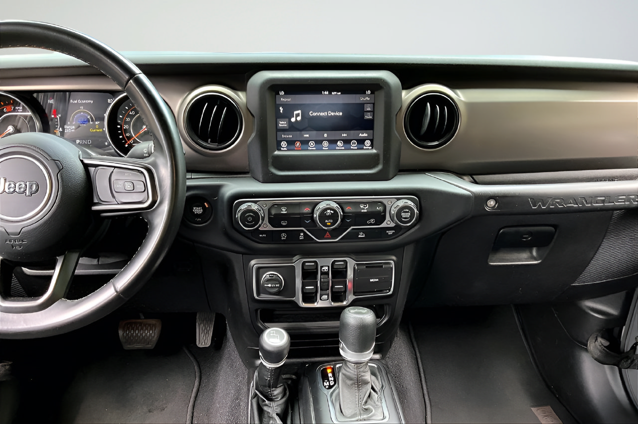 Used 2021 Jeep Wrangler Unlimited Sport AWD/4WD image 9