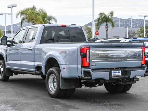 Used 2025 Ford F350 Platinum w/ Platinum Plus Package image 6