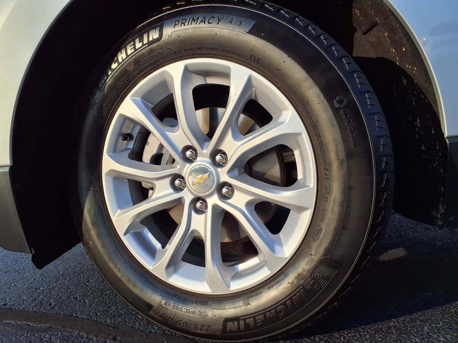 Used 2021 Chevrolet Equinox LT FWD image 34
