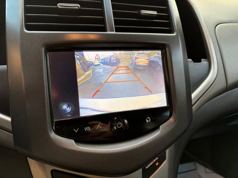 Used 2016 Chevrolet Sonic LT image 29