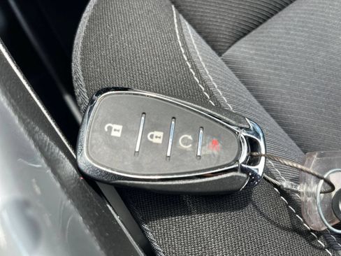 Used 2025 Chevrolet Blazer LT FWD image 20
