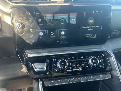 Used 2023 GMC Sierra 1500 Denali w/ Technology Package AWD/4WD image 42