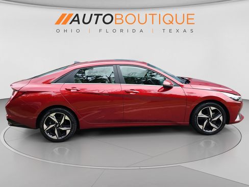 Used 2023 Hyundai Elantra Limited FWD image 6