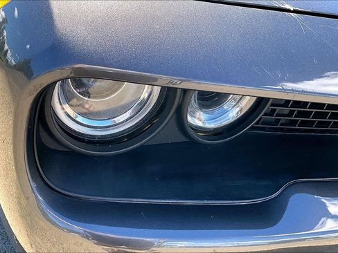 Used 2010 Dodge Challenger SRT8 w/ SRT Option Group II RWD image 27