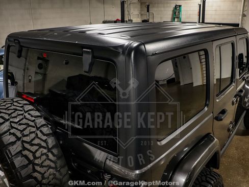 Used 2018 Jeep Wrangler Unlimited Sahara AWD/4WD image 63