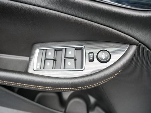 Used 2019 Chevrolet Impala Premier FWD image 17