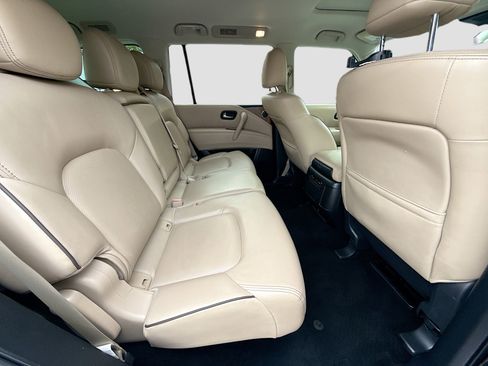Used 2022 Nissan Armada SL image 31