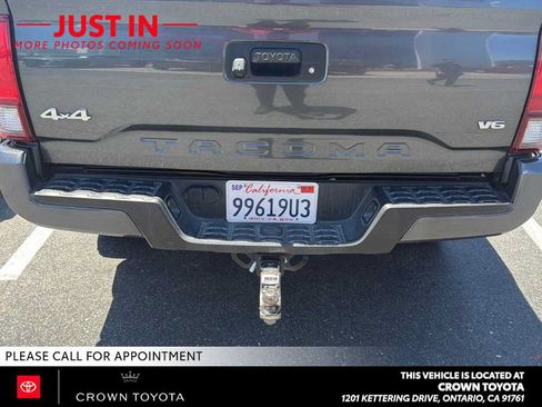 Used 2020 Toyota Tacoma SR AWD/4WD image 3
