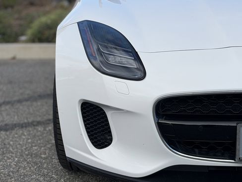 Used 2020 Jaguar F-TYPE Convertible image 7