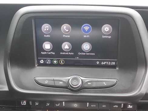 Used 2020 Chevrolet Camaro LT image 17