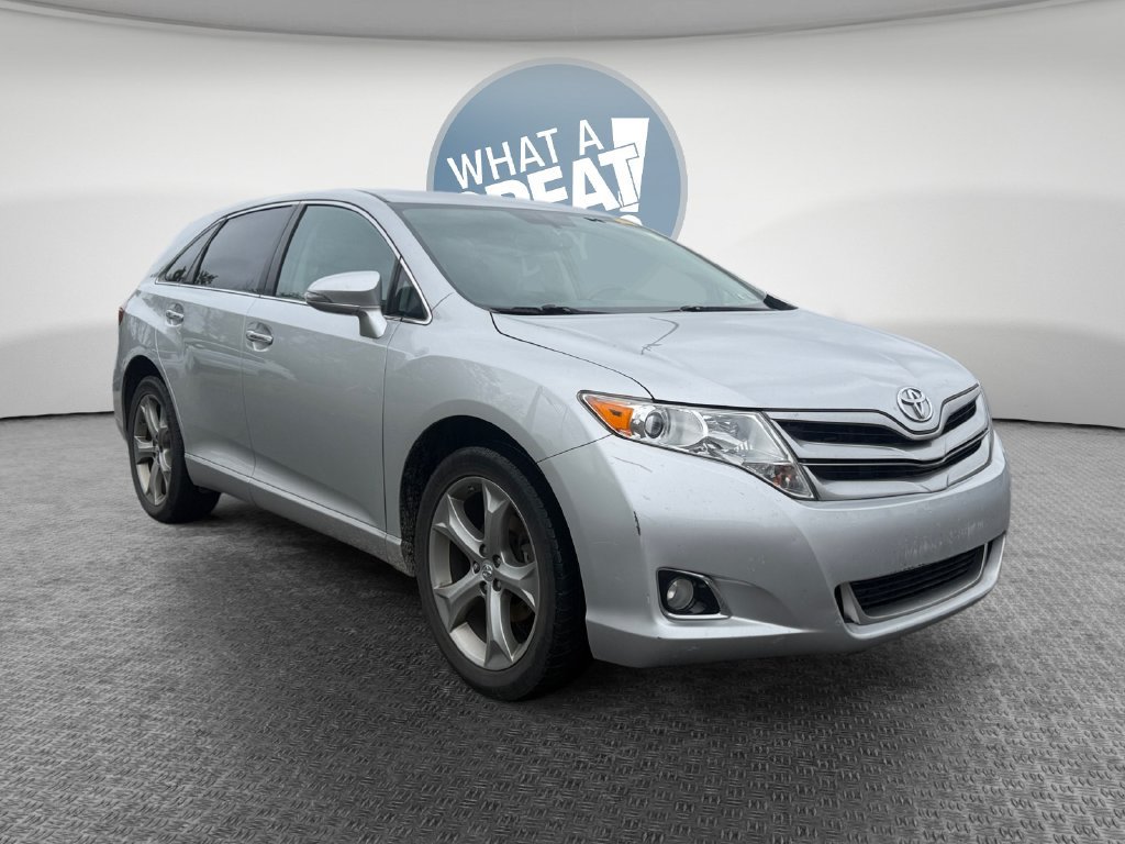 Used 2013 Toyota Venza XLE AWD/4WD image 1