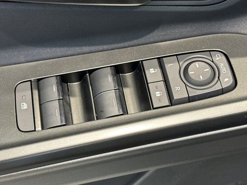 New 2026 Toyota C-HR AWD/4WD image 12