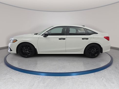 Used 2024 Honda Civic Sport image 8