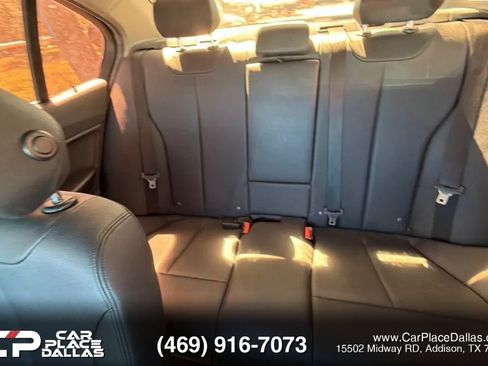 Used 2017 BMW 320i Sedan RWD image 16