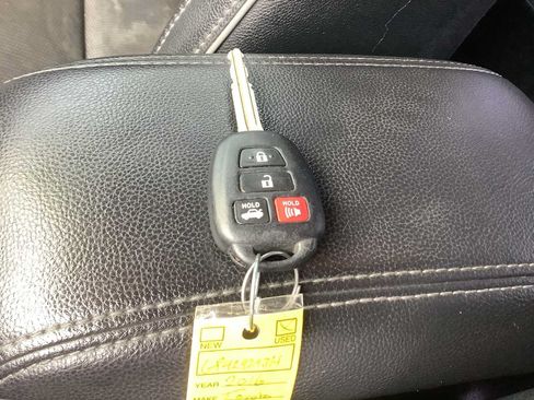 Used 2016 Toyota Corolla S FWD image 20