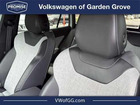 Used 2023 Volkswagen ID.4 Pro RWD image 14