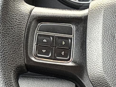 Used 2019 RAM 1500 Express image 22