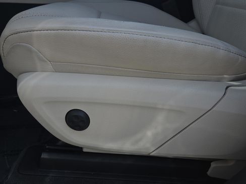 Used 2020 Mercedes-Benz GLE 350 4MATIC image 10