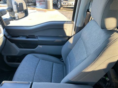 New 2026 Ford F550 4x4 Crew Cab image 21