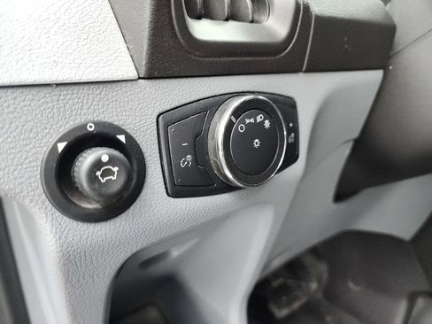 Used 2019 Ford Transit 350 XLT image 36