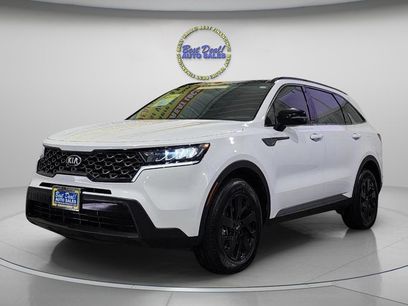 Used 2021 Kia Sorento S w/ Panoramic Sunroof Package